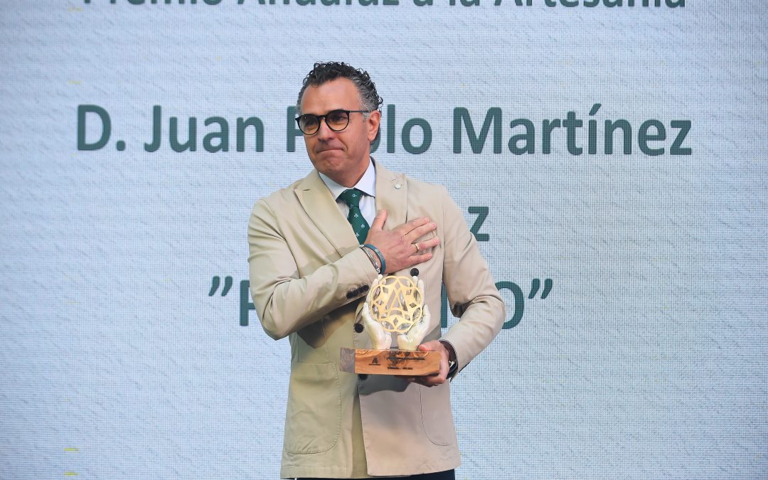 Pablo TITO recogió el Premio Andaluz a la Artesanía